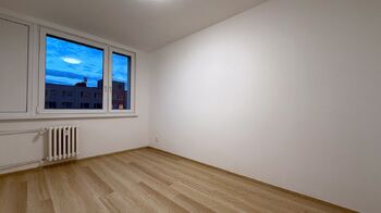 Ložnice - Pronájem bytu 2+kk v osobním vlastnictví 44 m², Praha 9 - Horní Počernice