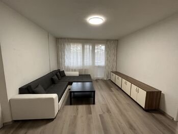 Pronájem bytu 4+1 v osobním vlastnictví 96 m², Hradec Králové