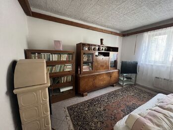 pokoj - Prodej domu 85 m², Hluboké Mašůvky