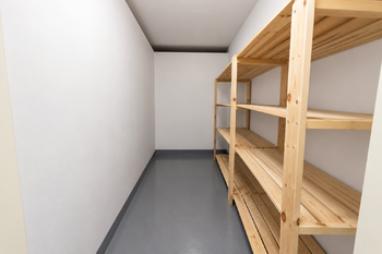Prodej bytu 1+kk v osobním vlastnictví 34 m², Praha 5 - Hlubočepy