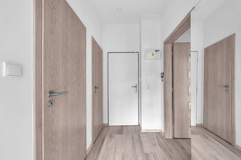 Pronájem bytu 3+kk v osobním vlastnictví 54 m², Milovice