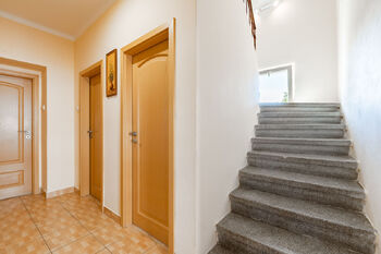 Pronájem domu 137 m², Praha 9 - Horní Počernice