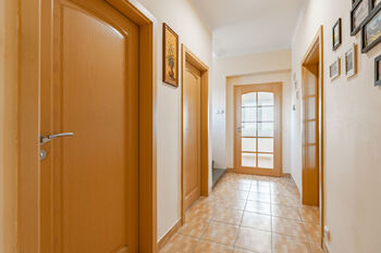 Pronájem domu 137 m², Praha 9 - Horní Počernice