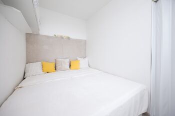 Ložnice - Pronájem bytu 2+kk v družstevním vlastnictví 43 m², Praha 4 - Chodov
