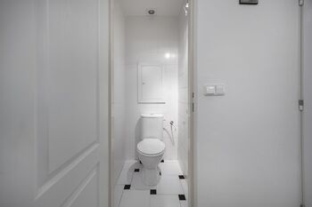 WC - Pronájem bytu 2+kk v družstevním vlastnictví 43 m², Praha 4 - Chodov