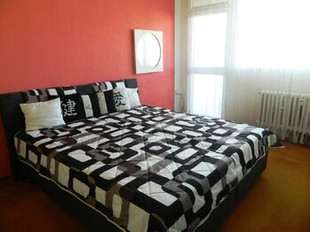 Ložnice. - Prodej bytu 2+1 v osobním vlastnictví 64 m², Cheb
