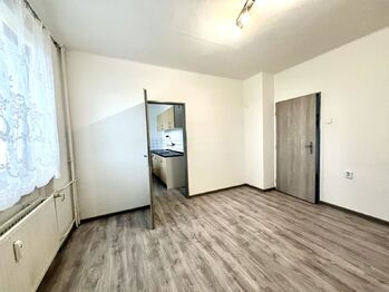 Pronájem bytu 2+1 v osobním vlastnictví 58 m², Osvětimany