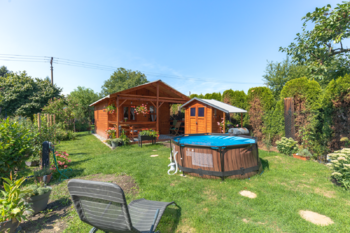 Prodej pozemku 235 m², Lom