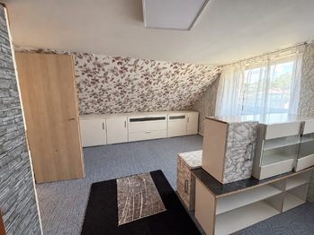 Prodej domu 130 m², Svojšice