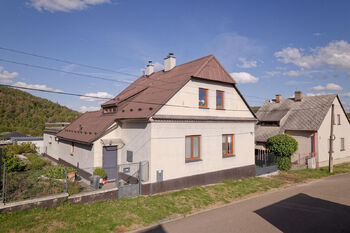 Prodej domu 224 m², Počepice