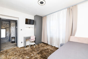 Pokoj - Prodej domu 170 m², Račiněves