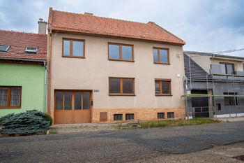 Prodej domu 190 m², Opatovice