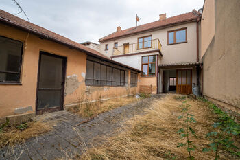 Prodej domu 190 m², Opatovice