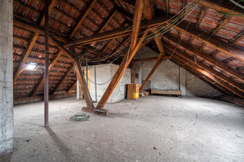 Prodej domu 190 m², Opatovice