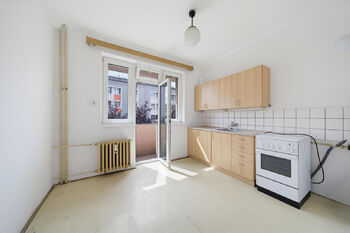 Prodej bytu 1+1 v osobním vlastnictví 36 m², Hradec Králové