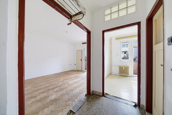 Prodej bytu 1+1 v osobním vlastnictví 36 m², Hradec Králové