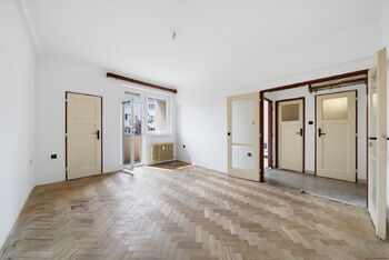 Prodej bytu 1+1 v osobním vlastnictví 36 m², Hradec Králové