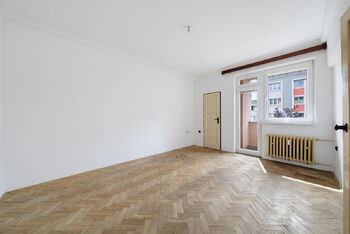 Prodej bytu 1+1 v osobním vlastnictví 36 m², Hradec Králové