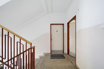 Prodej bytu 1+1 v osobním vlastnictví 36 m², Hradec Králové