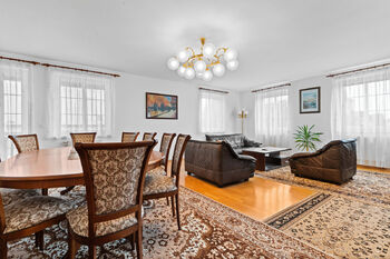 Prodej zemědělského objektu 1050 m², Slatina