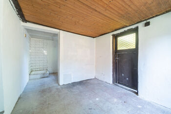 Interiér domu - Prodej domu 56 m², Krakovany
