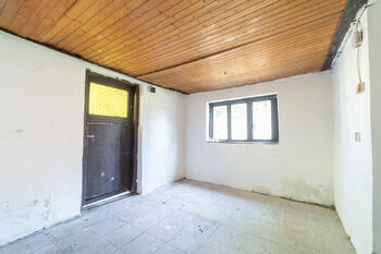 Interiér domu - Prodej domu 56 m², Krakovany