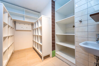 Pronájem bytu 2+1 v osobním vlastnictví 68 m², Praha 8 - Čimice