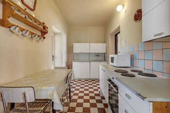 Prodej domu 142 m², Vstiš