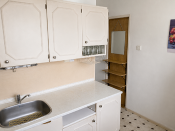 Kuchyně - Pronájem bytu 2+1 v osobním vlastnictví 57 m², Praha 10 - Záběhlice