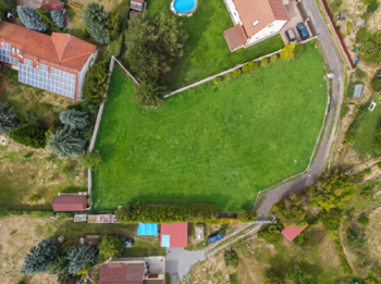 Prodej pozemku 1772 m², Jesenice