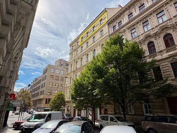 Prodej bytu 3+1 v osobním vlastnictví 130 m², Praha 2 - Vinohrady