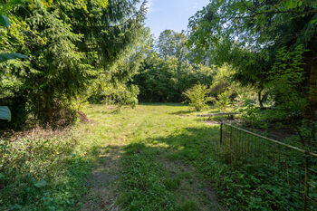 Prodej pozemku 2442 m², Nymburk