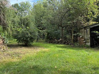 Prodej pozemku 2442 m², Nymburk