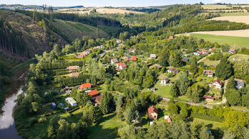 Prodej pozemku 1105 m², Chřenovice
