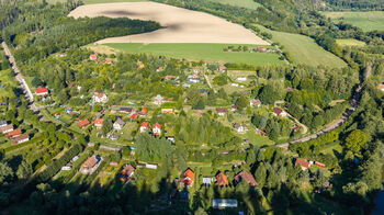 Prodej pozemku 1105 m², Chřenovice
