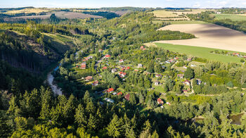 Prodej pozemku 1105 m², Chřenovice