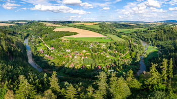 Prodej pozemku 1105 m², Chřenovice