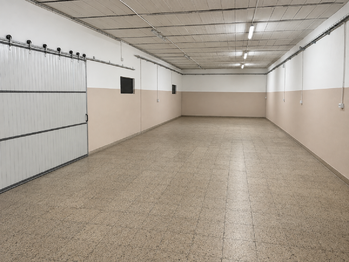 Pronájem skladovacích prostor, Kladno