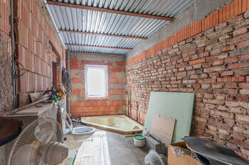 Prodej domu 202 m², Struhařov