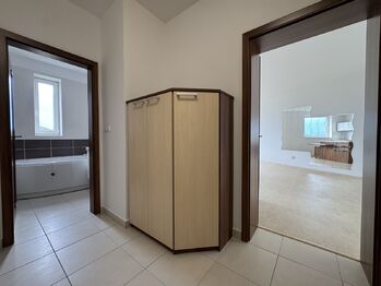 Pronájem bytu 2+kk v osobním vlastnictví 65 m², Olomouc