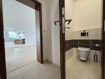 Pronájem bytu 2+kk v osobním vlastnictví 65 m², Olomouc