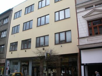 činžovní dům - Pronájem bytu 2+1 v osobním vlastnictví 78 m², Pardubice