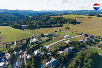 Prodej pozemku 874 m², Jestřebí