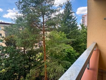 Prodej bytu 2+1 v osobním vlastnictví 52 m², Praha 10 - Malešice