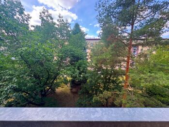 Prodej bytu 2+1 v osobním vlastnictví 52 m², Praha 10 - Malešice