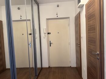 Prodej bytu 2+1 v osobním vlastnictví 52 m², Praha 10 - Malešice
