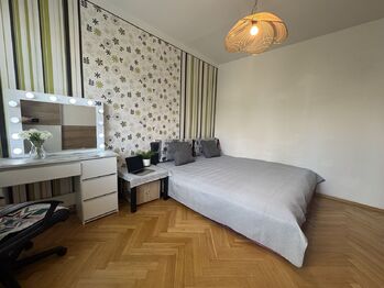 Prodej bytu 2+1 v osobním vlastnictví 52 m², Praha 10 - Malešice