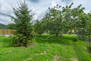 Prodej pozemku 991 m², Přestanov