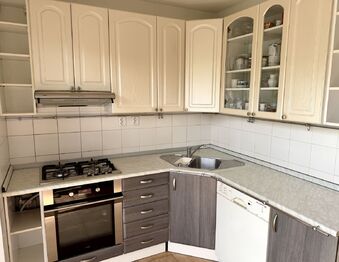Prodej domu 258 m², Praha 4 - Modřany