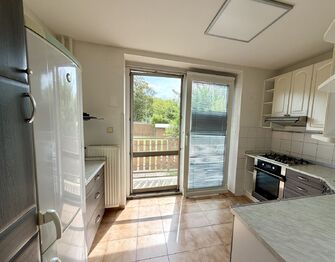 Prodej domu 258 m², Praha 4 - Modřany